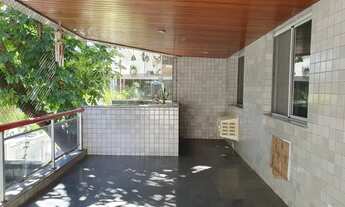 Imagem 6: Apartamento com 110m2, frente, varandão, armários nos quartos