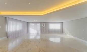 Imagem 5: Apartamento, Reformado, Água Verde, 05 Dormitórios, 04 Vagas, Curitiba