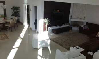 Imagem 2: Casa em Condominio Fechado , Jardim Floresta, 450 m² , 3 suítes , piscina , 4 vagas