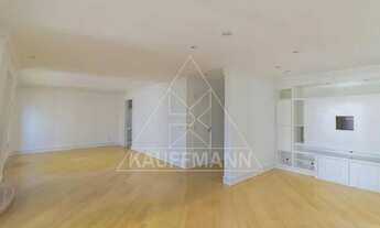 Imagem 6: Jardins-4 dorms-2 suítes-3 vagas- 194m2