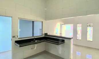 Imagem 4: CASA Á VENDA Casa com 3 dormitórios