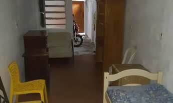 Imagem 6: Aluga-se Kitnet Quarto com aluguel por R$450 /mês