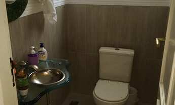 Imagem 5: Casa para venda tem 264 metros quadrados com 4 quartos