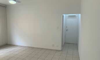 Imagem 2: Apartamento frente, 2 quartos, 2 banheiros, dependência, sala, cozinha, vaga privativa