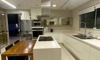 Imagem 7: Casa em Condomínio para Venda em Rio de Janeiro, BARRA DA TIJUCA, 5 dormitórios, 5 suítes