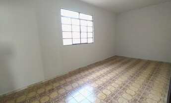 Imagem 3: Casa para aluguel tem 150 metros quadrados com 3 quartos em Grã-Duquesa - Governador Valad