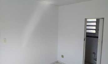 Imagem 4: Apartamento com sala, cozinha e lavanderia, excelente localização