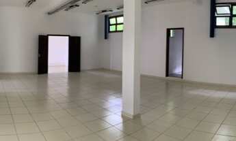 Imagem 7: Prédio Comercial com 03 andares. Área construída de 3.200 m². Excelente localização (vasto