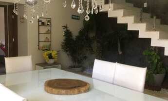 Imagem: Linda Casa Alto padrão com 4/4