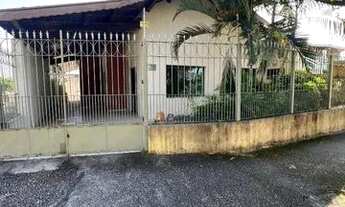 Imagem: Casa 3 dormi 1 suíte ao lado do Shibata