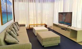 Imagem 3: Casa de condomínio para venda tem 330 metros quadrados com 5 quartos