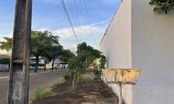 Imagem: Vendo 2 casas com total de 700m2