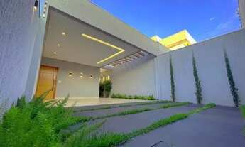 Imagem: Casa de Médio Alto Padrão no Parque Brasília