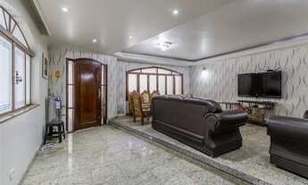 Imagem 2: Oportunidade! Casa com 5 dormitórios