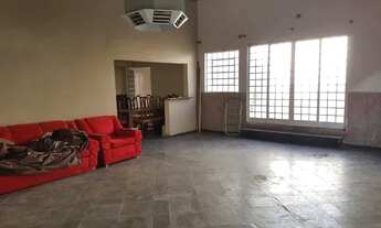 Imagem: Casa para aluguel, 4 quartos, 2 suítes