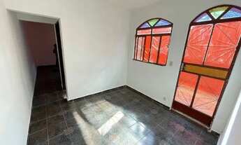 Imagem 2: Casa para aluguel no bairro Tirol de 2 quartos