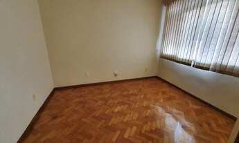 Imagem 2: Apartamento de 3 quartos, transformados em 2, 81 metros, 1 vaga no Maracanã