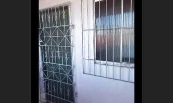 Imagem 5: Vendo uma casa na entrada do Luiz Eduardo