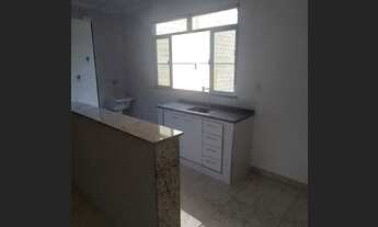 Imagem 3: Alugo - Casa com 2 quartos e garagem