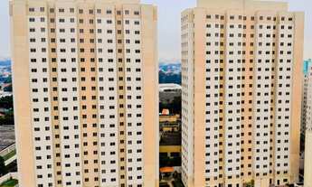 Imagem: More ha poucos metros da estação vila