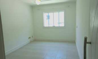 Imagem 7: Casa na Taquara com 03 suítes e piscina moderna na Estrada do Rio Grande