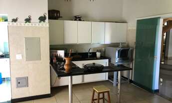 Imagem 4: Casa de condomínio para venda possui 1000 metros quadrados com 4 maravilhosa casa no condo