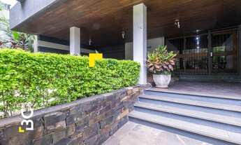 Imagem 5: BC Imóveis vende apartamento reformado de 3 dormitórios com dependência de empregada no Pe