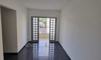 Imagem: Apartamento 2/4 com sacada Edifício Ana