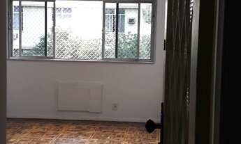 Imagem 2: Praça Afonso Pena junto ao Metro- Rua Afonso Pena. Excelente Localização