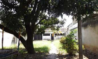 Imagem 5: Casa de 2 quartos com amplo quintal e quitinete em Coelho da Rocha