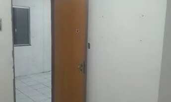 Imagem 2: Imóvel 2/4 Sala, Varanda em Cx. D'água