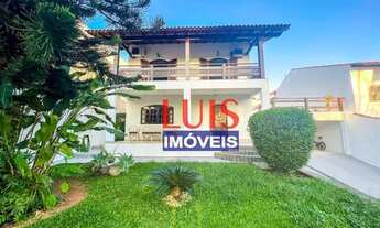 Imagem: Excelente casa com 4 dormitórios à venda