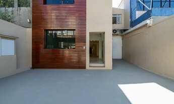 Imagem: Varias salas com espelhos