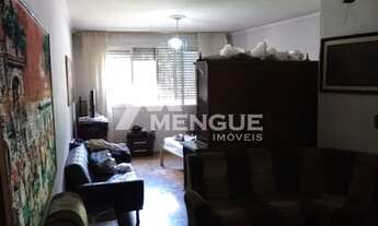 Imagem 7: Casa com 4 dormitórios, 205m² privativos, no bairro Passo da Areia em Porto Alegre por R