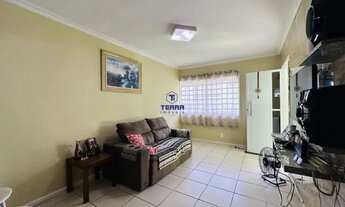 Imagem 2: Casa linear dentro de condomínio com área de lazer completa! Farto comércio e condução!!!