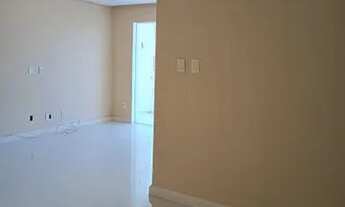 Imagem 1: Apartamento para aluguel possui 98 metros quadrados com 3 quartos em Rio Vermelho - Salvad