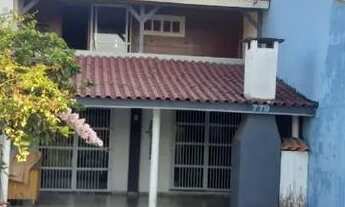 Imagem: Casa com 2 dormitórios à venda, 130 m²