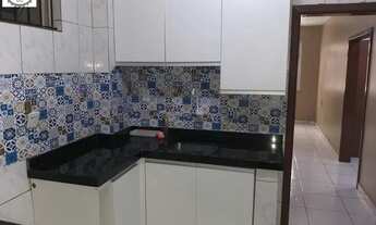 Imagem 3: Ed Jose Bonifácio em frente ao Formosa com 3 quartos financia