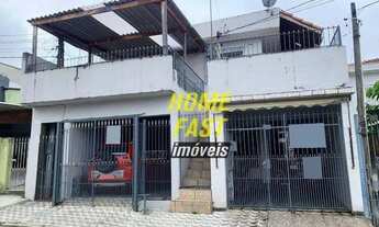 Imagem: Casa com 8 dormitórios à venda, 300 m²