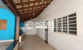 Imagem 2: Casa para alugar com 2 quartos no bairro Santa Rosa