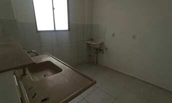 Imagem 2: Apt de 2/4 térreo em cond. fechado no SIM