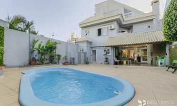 Imagem 1: Casa para venda possui 376 metros quadrados com 3 quartos em Jardim Itu - Porto Alegre - R