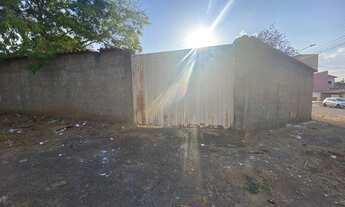 Imagem 2: Lote possui 475 metros quadrados em Jardim Guanabara - Goiânia - GO