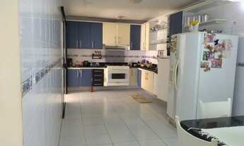 Imagem 2: Casa para venda tem 160 metros quadrados com 4 quartos em Vilas do Atlântico - Lauro de Fr