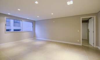 Imagem 2: JARDINS / LINDO APTO! - 113m², 3 DORM (1 SUÍTE), 2 VAGAS - TODO REFORMADO NO MIOLO DO JARD