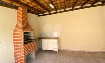 Imagem: São João da Boa Vista - Casa Padrão