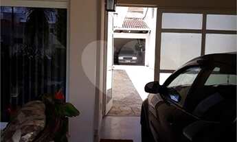 Imagem 4: São João da Boa Vista - Casa Padrão - Centro