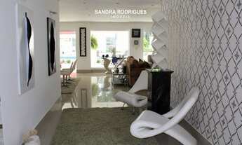 Imagem 5: Casa de Condomínio com 5 Suítes à Venda em Arujá Hills, 800 m²