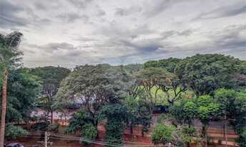 Imagem: Alto de Pinheiros Reformado Frente Colégio