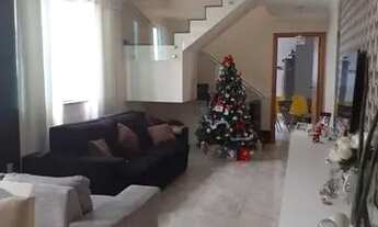 Imagem 7: Sobrado para venda possui 200 metros quadrados com 4 quartos em Embaré - Santos - SP